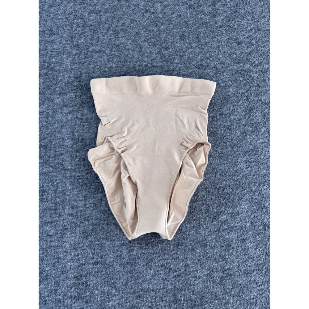 SKIMS Seamless Sculpt High Waisted Briefs Sand Size Medium Shapewear